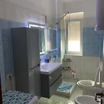 Apartment Vlora شقة فلورا